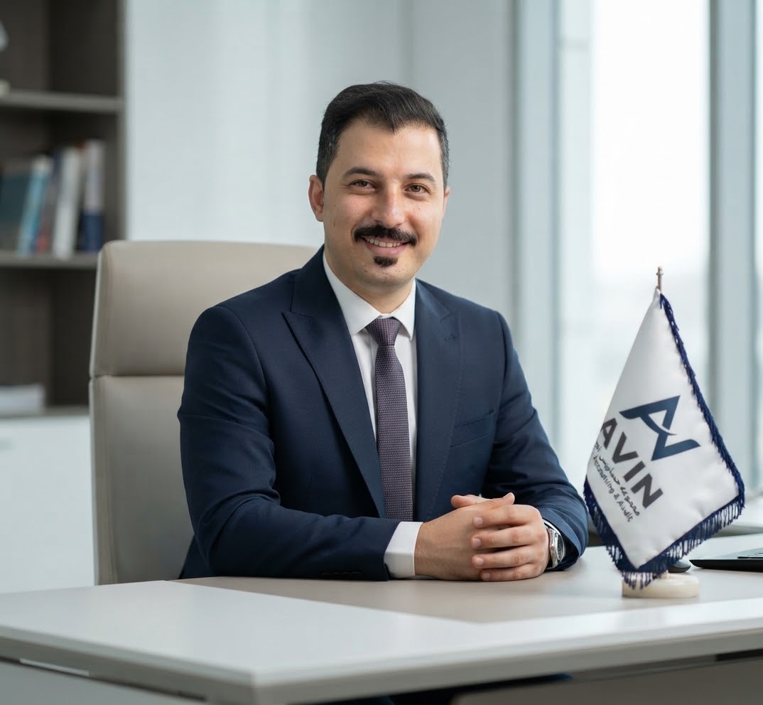 خسرو حاجی، مدیر مجموعه حسابرسی اوین